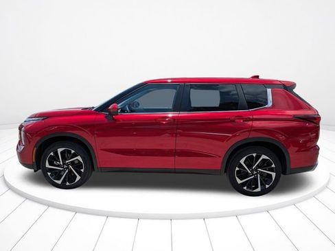 Used 2023 Mitsubishi Outlander SE AWD/4WD image 7