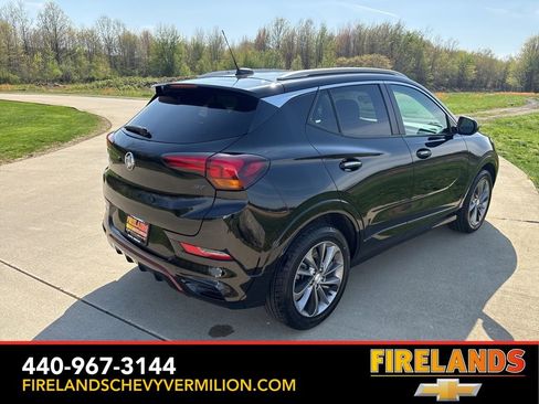 Used 2023 Buick Encore GX Select w/ Sport Touring Package FWD image 9