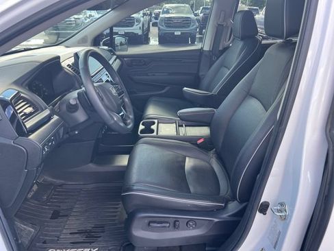 Used 2025 Honda Odyssey Elite image 10