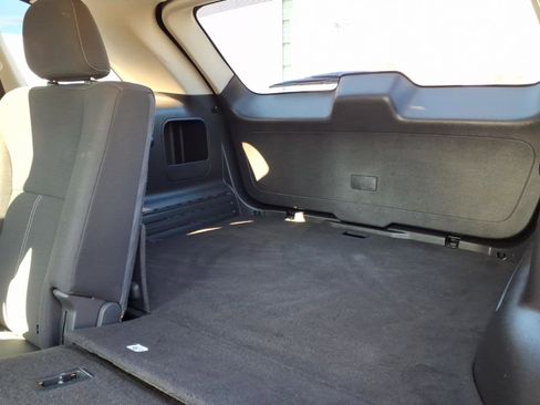 Used 2013 Ford Edge SE image 10