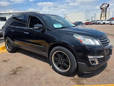 Used 2017 Chevrolet Traverse Premier AWD/4WD image 3