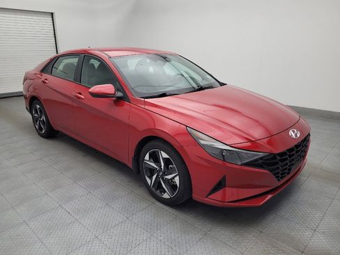 Used 2023 Hyundai Elantra SEL w/ Convenience Package FWD image 11