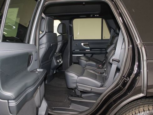 New 2025 Ford Expedition Platinum w/ Stealth Performance Package image 26