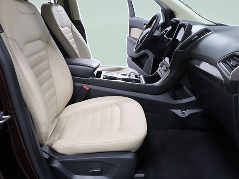 Used 2024 Ford Edge SEL w/ Convenience Package AWD/4WD image 31