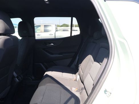Used 2026 Chevrolet Equinox LT FWD image 31