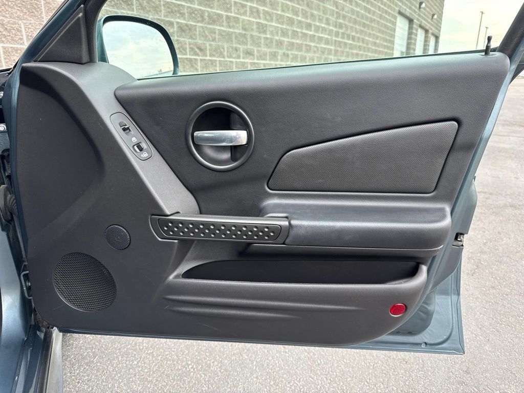 Used 2006 Pontiac Grand Prix w/ Security Package FWD image 25
