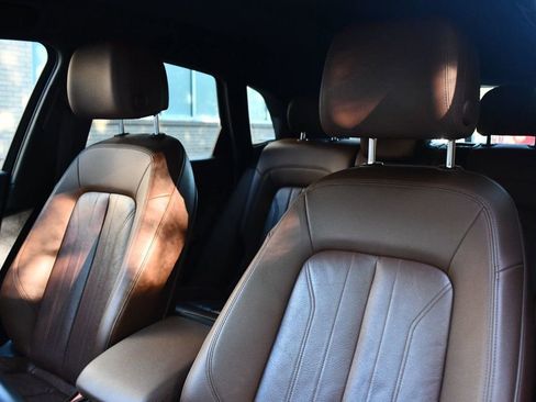 Used 2019 Audi Q5 2.0T Premium image 14