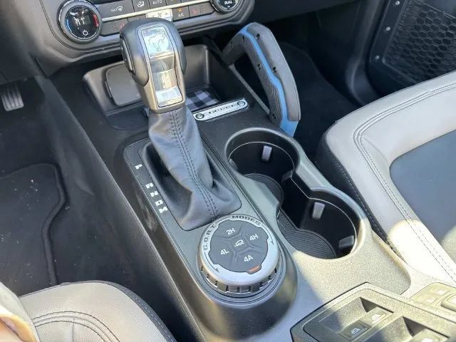 Used 2023 Ford Bronco Wildtrak AWD/4WD image 41