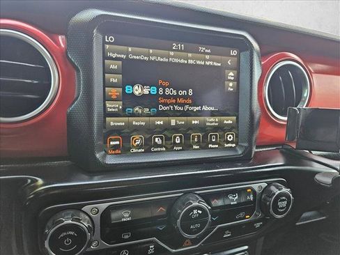 Used 2021 Jeep Wrangler Rubicon AWD/4WD image 13