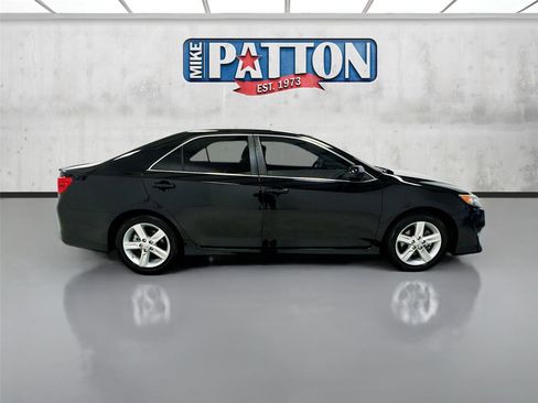 Used 2013 Toyota Camry SE FWD image 8