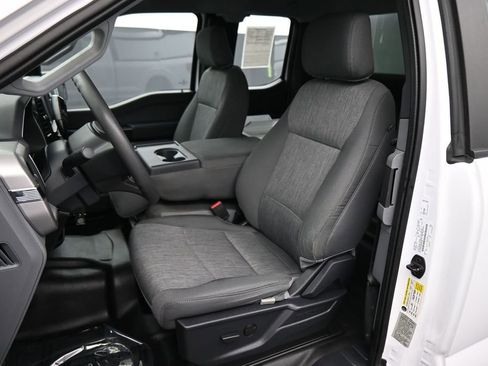 Used 2022 Ford F150 XL w/ Equipment Group 101A High RWD image 14