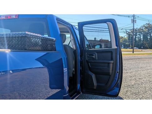 Used 2016 RAM 1500 Express AWD/4WD image 12