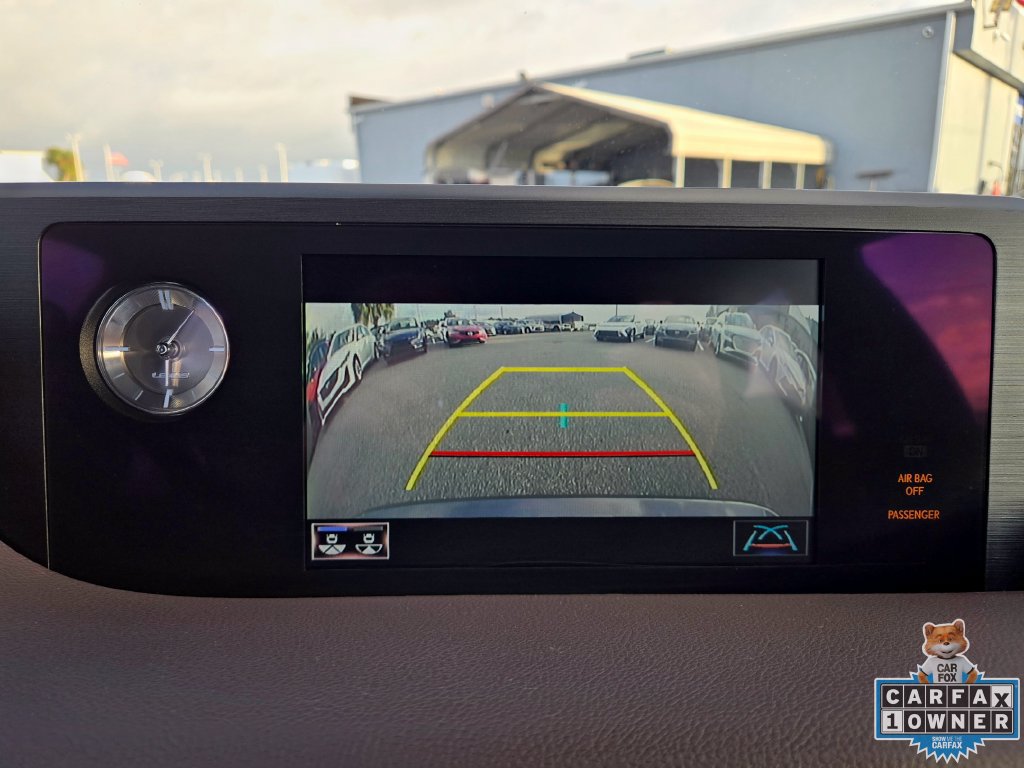 Used 2020 Lexus ES 300h w/ Premium Package FWD image 37