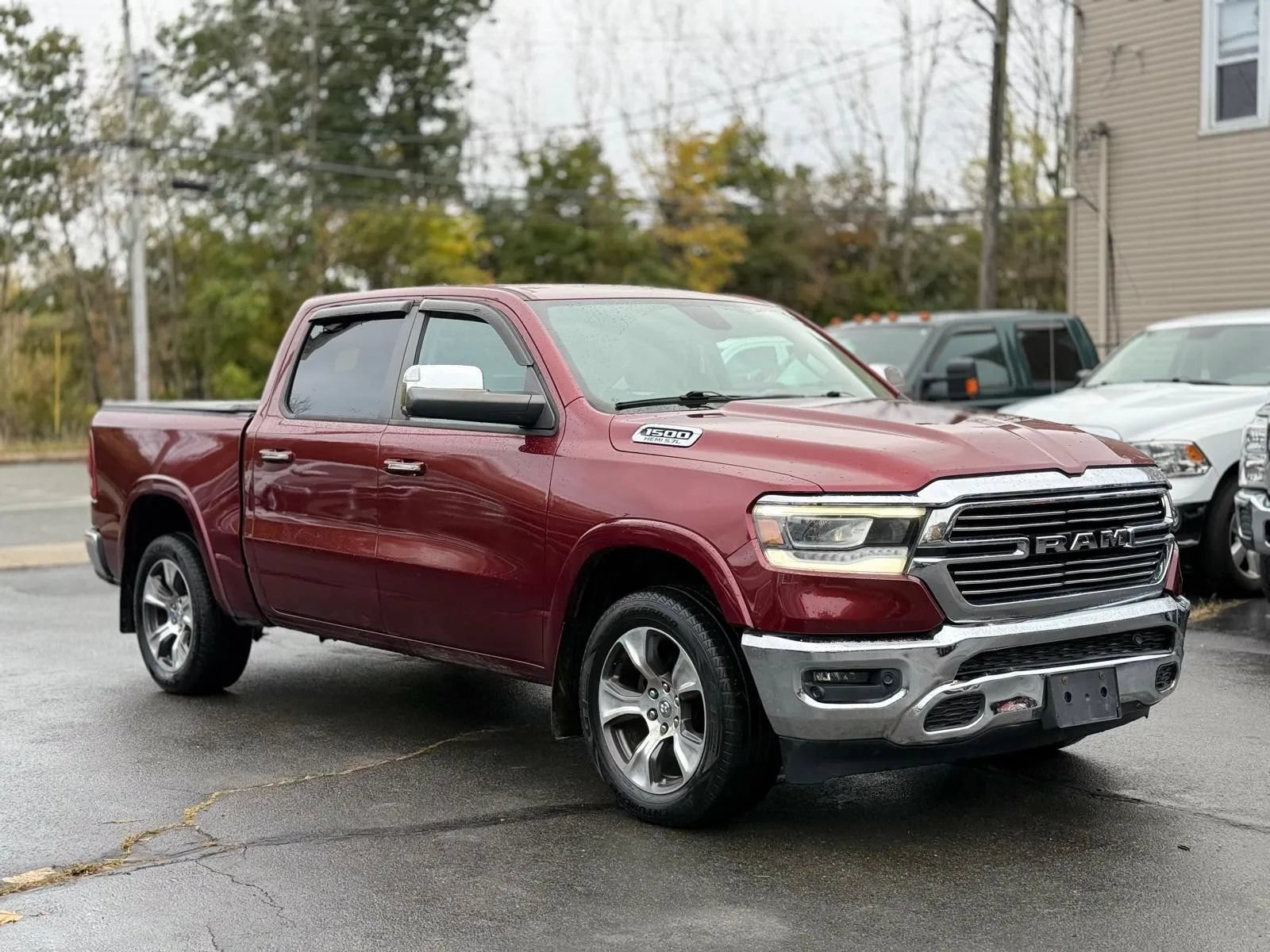 Used 2019 RAM 1500 Laramie AWD/4WD image 4