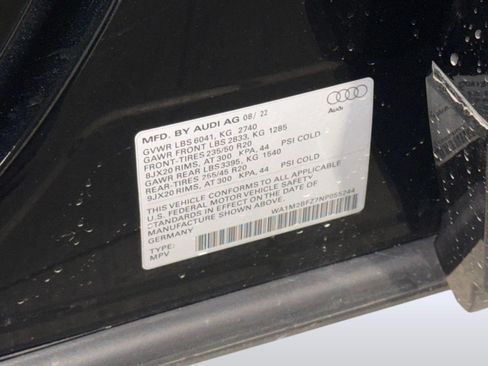 Used 2022 Audi Q4 e-tron Prestige AWD/4WD image 25