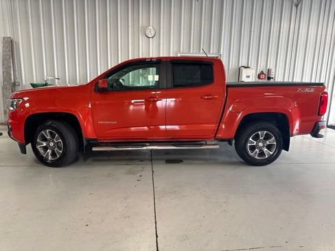 Used 2016 Chevrolet Colorado Z71 AWD/4WD image 2