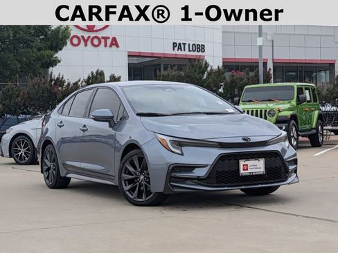 Certified 2025 Toyota Corolla SE FWD image 2