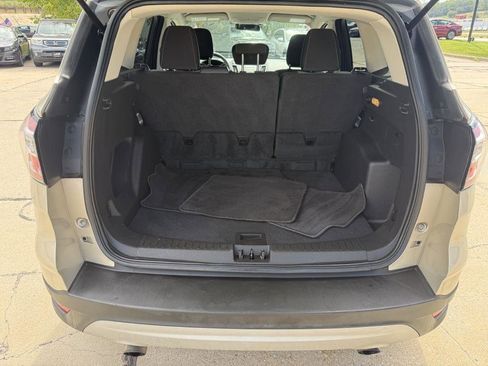 Used 2018 Ford Escape SE AWD/4WD image 9