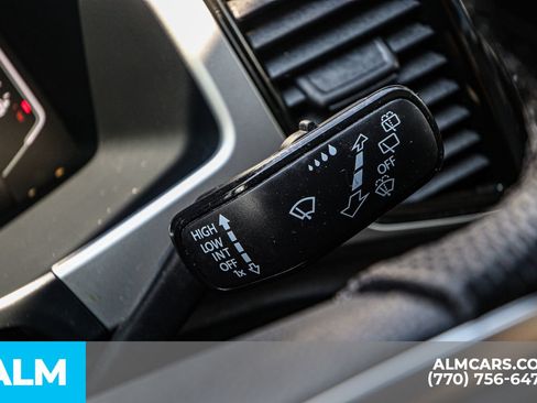 Used 2023 Volkswagen Atlas SEL Premium image 39