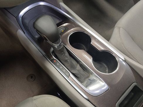 Used 2021 Chevrolet Malibu LT FWD image 26