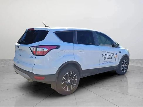 Used 2017 Ford Escape SE w/ SE Cold Weather Package AWD/4WD image 23