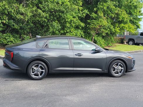 Used 2025 Kia K4 LXS image 8