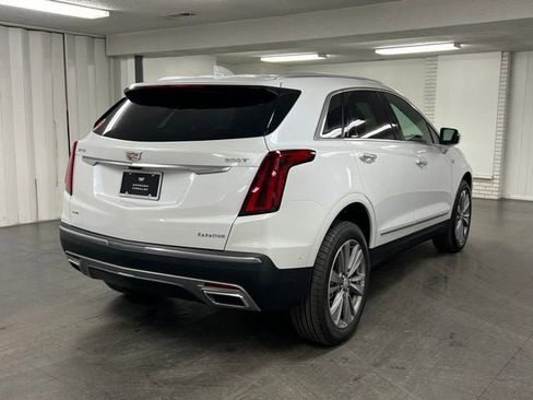 New 2026 Cadillac XT5 Premium Luxury w/ LPO, Floor Liner Package image 5