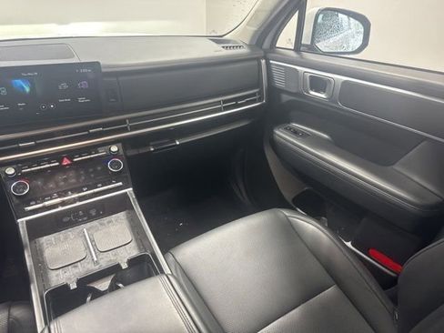 Used 2024 Hyundai Santa Fe SEL FWD image 22