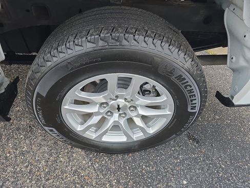 Used 2019 Chevrolet Silverado 1500 RST w/ All-Star Edition AWD/4WD image 13
