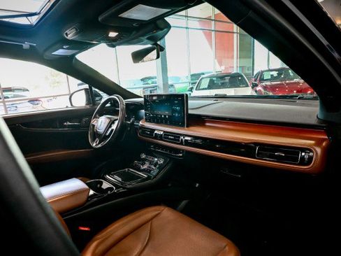 Used 2021 Lincoln Nautilus Reserve FWD image 28