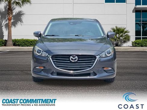 Used 2018 MAZDA MAZDA3 Touring FWD image 2