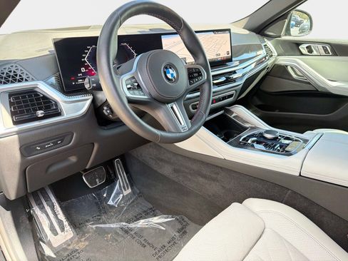 Used 2026 BMW X6 M60i image 37