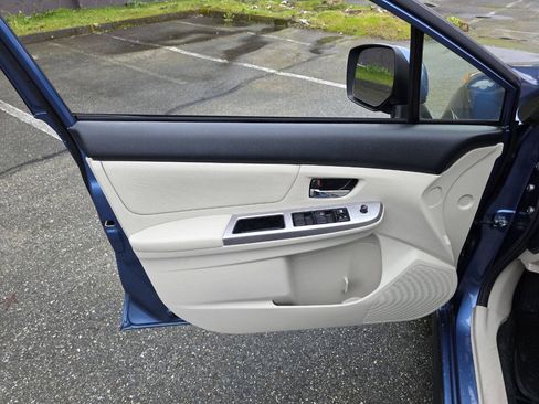 Used 2014 Subaru Crosstrek Touring AWD/4WD image 40