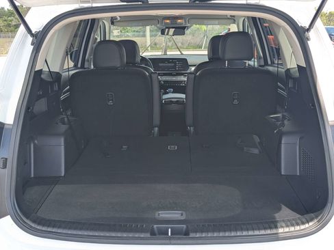 Used 2024 Kia Telluride S FWD image 13