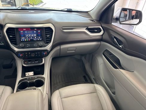 Used 2021 GMC Acadia SLT w/ Preferred Package FWD image 48