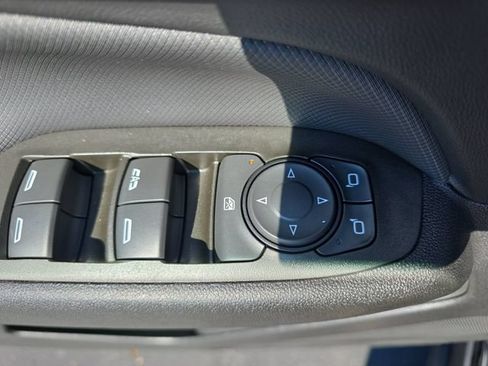 Used 2023 Chevrolet Equinox RS AWD/4WD image 31