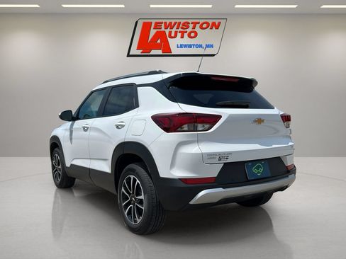Certified 2026 Chevrolet TrailBlazer LT w/ LT Cold Weather Package AWD/4WD image 11