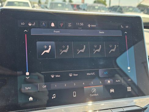 Certified 2025 Jeep Compass Limited AWD/4WD image 33