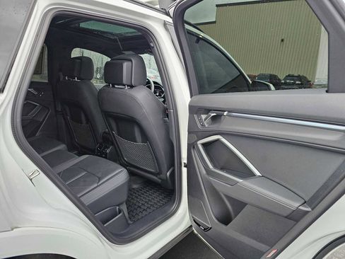 Used 2023 Audi Q3 2.0T Premium Plus image 14