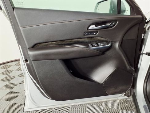 Used 2019 Cadillac XT4 Sport image 16