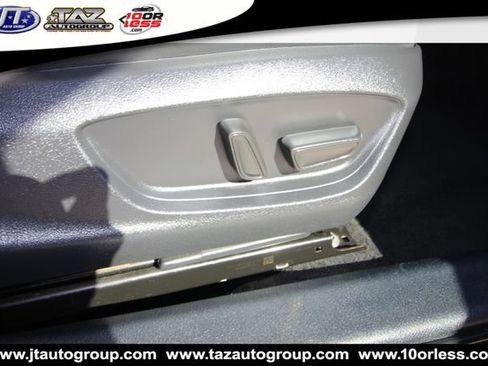 Used 2021 Toyota Camry XSE FWD image 15