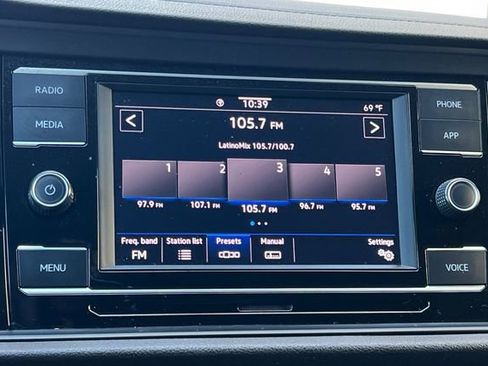 Used 2024 Volkswagen Jetta Sport FWD image 19