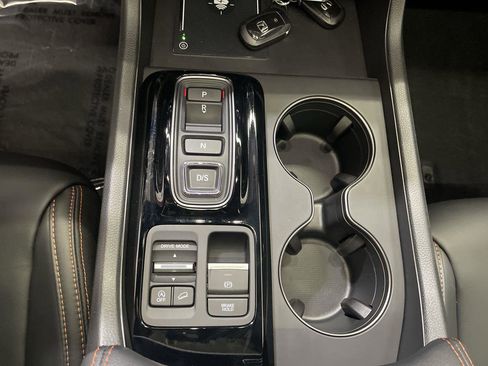 Certified 2025 Honda Pilot TrailSport image 19