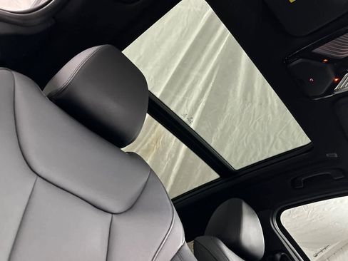 Used 2021 BMW X3 xDrive30e w/ Convenience Package image 17