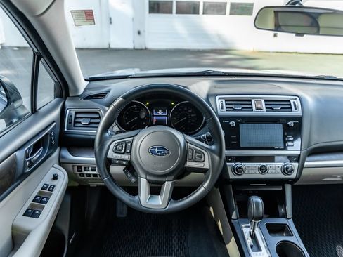 Used 2015 Subaru Outback 2.5i Limited AWD/4WD image 27