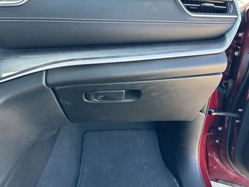 Used 2023 Jeep Grand Cherokee Limited AWD/4WD image 20