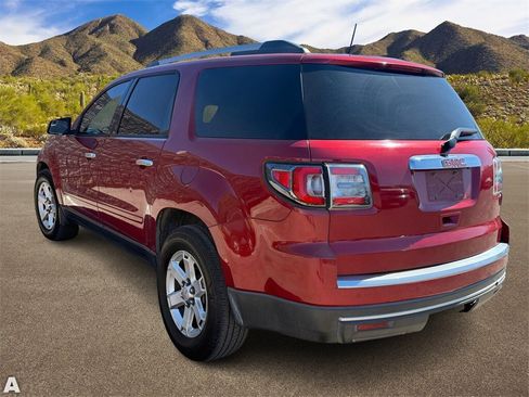 Used 2013 GMC Acadia SLE image 3