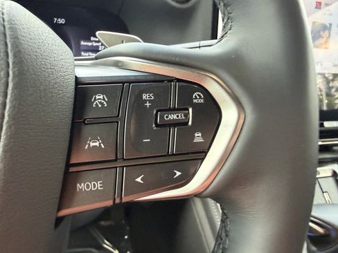 Used 2025 Lexus GX 550 w/ Accessory Package (Z1) AWD/4WD image 30