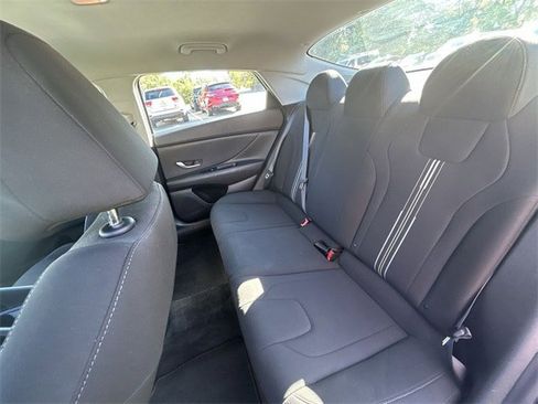 Used 2023 Hyundai Elantra SEL image 23
