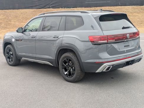 New 2026 Volkswagen Atlas Peak Edition AWD/4WD image 6
